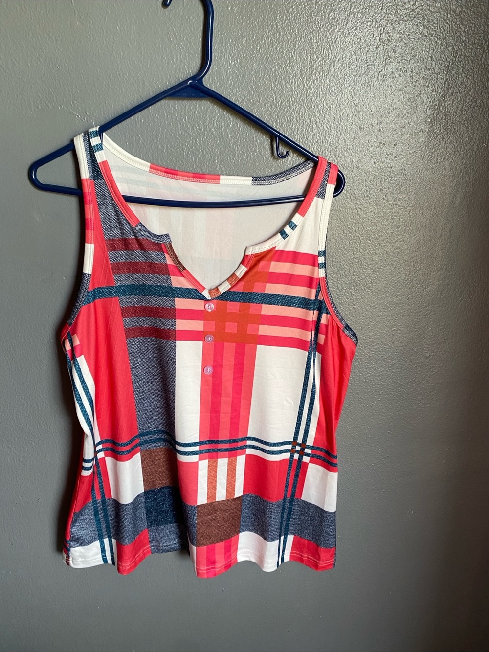 Sleeveless Plaid-Print Tank Top in Coral and Navy